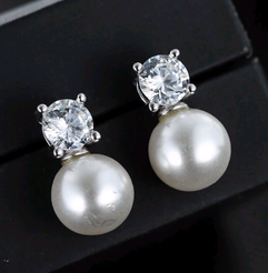 Exquisite Korean Fashion Sweet Zircon Personality Pearl Stud Earrings wholesale