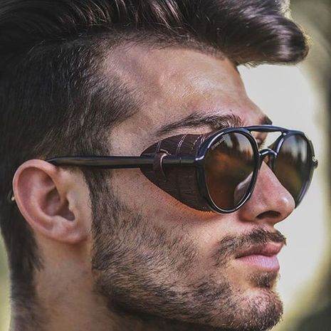 Gafas de sol steampunk de doble haz gafas de sol a prueba de viento de la nueva personalidad de la rana retro de la moda's discount tags