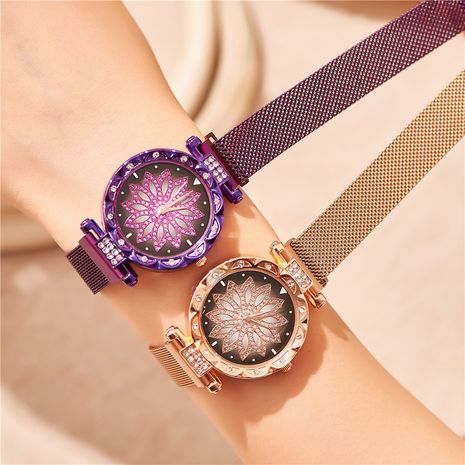 Los diamantes de moda vienen a trabajar reloj de pulsera de cuarzo reloj de cielo estrellado reloj femenino imán de magnetita reloj de correa de malla de Milán mujer's discount tags