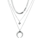 personnalit accessoires de mode cornes lune poisson os collier de diamants Boho collier multicouche en gros nihaojewelrypicture14