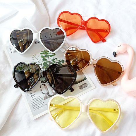 Nueva moda coreana salvaje gafas de sol lindas gafas de sol corazón melocotón amor gafas marea venta al por mayor nihaojewelry's discount tags