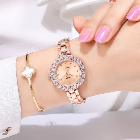 Reloj de mujer Tendencia de moda Reloj de pulsera de diamantes Temperamento Reloj de moda de correa de acero para mujer nihaojewelry's discount tags