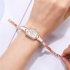 Tendance diamant-set dames acier ceinture bracelet montre tempérament sauvage quartz étudiant main montre mode montre en gros nihaojewelry