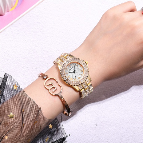 Korean new metal chain compact female quartz watch fashion diamond-set Roman scale fashion watch nihaojewelry wholesale's discount tags