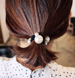 Moda coreana dulce simple elegante cuerda de pelo de perla cabello salvaje scrunchies baratos nihaojewelry al por mayor