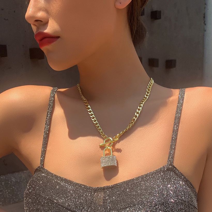 Bijoux Fantaisie Colliers | Personnalit Bijoux Mode Punk Style Collier Cratif Mtal Serrure Diamant Pendentif Collier En Gros Nihaojewelry - HF98491