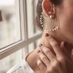 personality fan-shaped exaggerated earrings geometric artificial pearl wild earrings tide people big circle earrings wholesale nihaojewelry