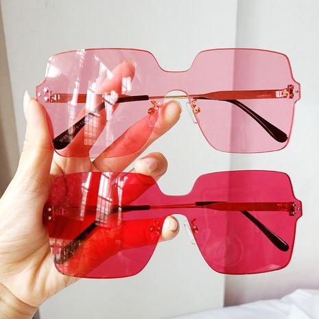 new sunglasses anti-ultraviolet big face box view sweet baby sunglasses trendy man wholesale nihaojewelry's discount tags