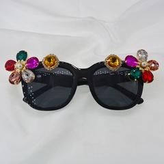 Gafas de sol de cristal de gran tamaño con tendencia de cristal para mujer, gafas de sol huecas de metal coloridas, gafas de sol al por mayor nihaojewelry