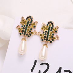 new retro frog earrings hanging pearl earrings exaggerated simple wild ethnic ear jewelry wholesale nihaojewelry