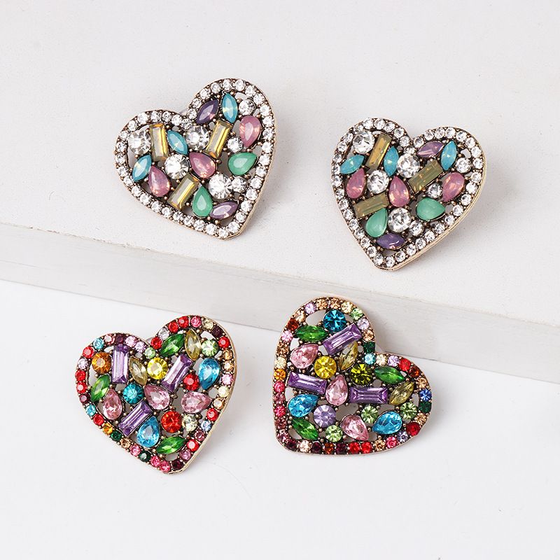 exagr couleur diamant boucles doreilles personnalit en forme de coeur cristal boucles doreilles en gros nihaojewelry NHJJ226643