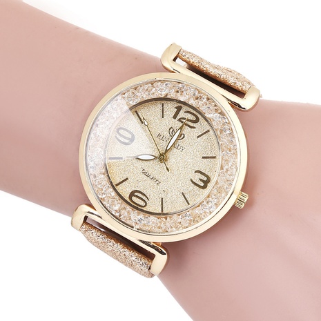 Modelos de explosión reloj de mujer esfera de lujo reloj de cuarzo reloj de correa de brillo estrellado de moda al por mayor nihaojewelry's discount tags