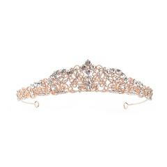 Accessoires de cheveux de mariée rétro élégante reine couronne diamant creux semi-circulaire bandeau fête d'anniversaire robe de mariée accessoires en gros nihaojewelry