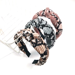 fashion  snakeskin knotted headband wide-brimmed fabric printing crease hairpin serpentine fold pressure headband wholesale nihaojewelry