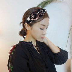 Korean fashion new fabric leopard bow headband high-end exquisite toothed hairpin fashion simple hair accessories headband wholesale nihaojewelry