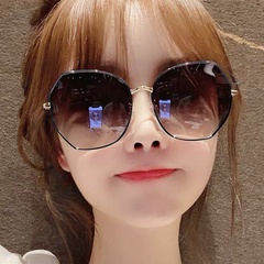 2020 New Style Damen runde Sonnenbrille Koreanische Version des trend igen UV-Schutz polarisierte ins Sonnenbrille ohne Make-up