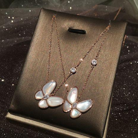 White Fritillary Butterfly Necklace Rose Gold Simple Retro Sweet Necklace Clavicle Chain wholesale nihaojewelry's discount tags