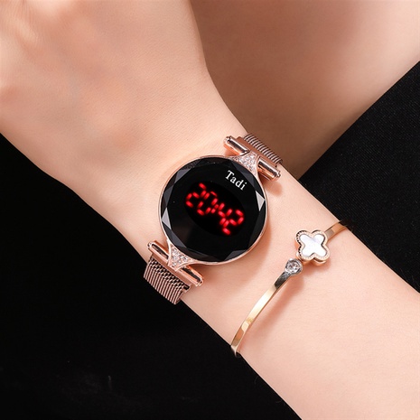 Pantalla táctil de los hombres LED reloj electrónico tipo led magnetita reloj nihaojewelry al por mayor's discount tags