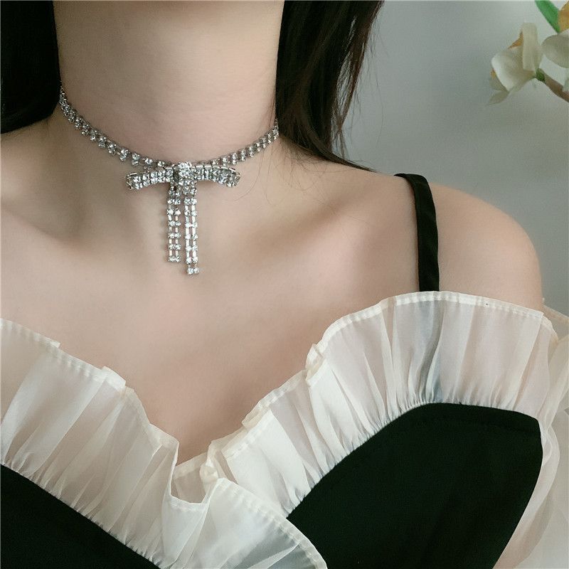 Korean girl flash diamond bow tassel neck chain short simple clavicle chain choker wholesale nihaojewelry