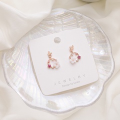 Sweet butterfly shell flower earrings new wave earrings compact simple Korean ear jewelry wholesale nihaojewelry