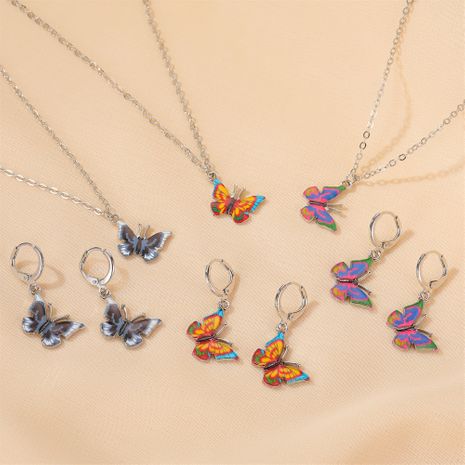 nouvel ensemble bijoux mode couleur fantaisie papillon collier doux papillon boucle d'oreille ensemble en gros nihaojewelry's discount tags