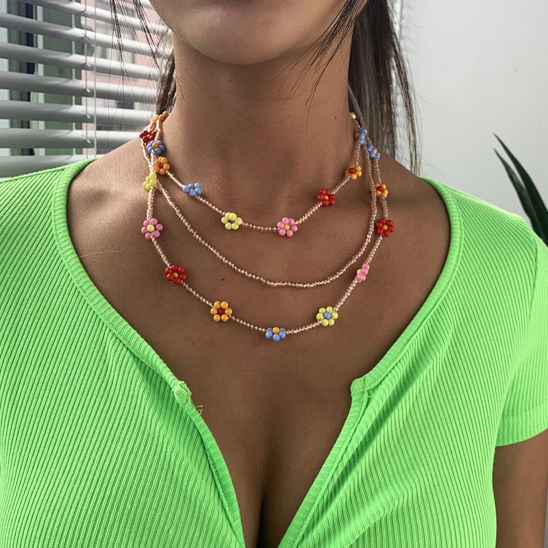 N7524 grenz berschreiten der hei verkaufter bhmischer Stil Farbe Reis perlen Halskette mehr schicht ige hand gewebte Blumen accessoires im Urlaubs stil