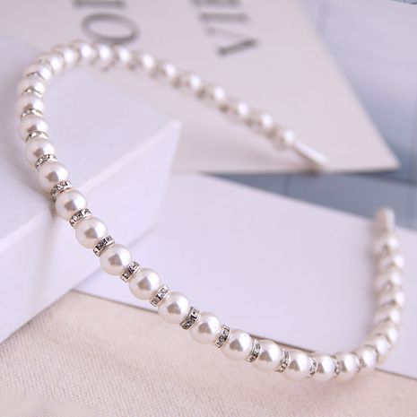Diadema simple salvaje de moda coreana para damas diadema de aleación de diamantes perla salvaje brillante para mujer's discount tags
