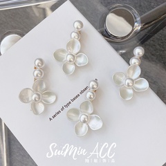 Korean fashion style shell pearl flower hairpin clip headdress cream hairpin wholesale nihaojewelry