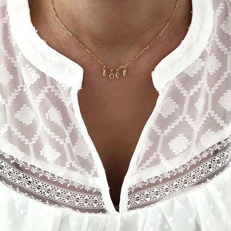Mode nouvelle chaîne de clavicule en alliage d'or rétro simple lettre anglaise pendentif collier nihaojewelry's discount tags