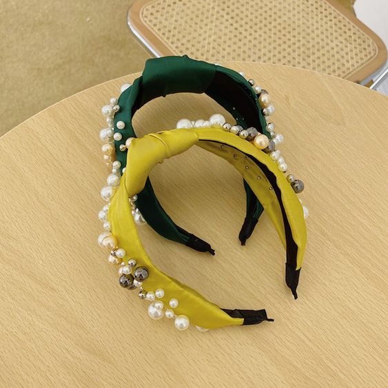 Women\u2019s natural color headband