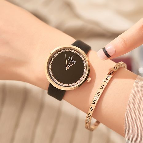 Diamante de moda reloj de cuarzo de correa de PU ultrafino simple al por mayor nihaojewelry's discount tags