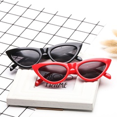 Gafas de sol de ojo de gato de moda gafas de sol de marco pequeño gafas de sol de protección UV para mujeres al por mayor nihaojewelry