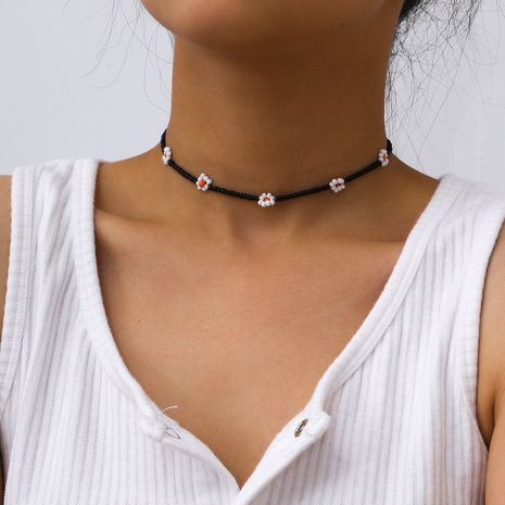 bijoux de mode rétro couleur ethnique collier de perles créative perle de riz tissé fleur collier géométrique en gros nihaojewelry's discount tags