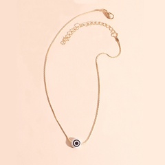 nouveaux produits Collier pendentif oeil du diable Simple mode oeil chaîne de clavicule Moyen-Orient Bijoux en gros nihaojewelry