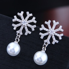 Exquisite Korean fashion sweet micro-inlaid zircon snowflake pearl earrings copper earrings wholesale nihaojewelry