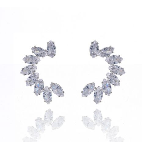 Pendientes de circón semicirculares de joyería que combinan diariamente Pendientes en forma de C al por mayor nihaojewelry's discount tags