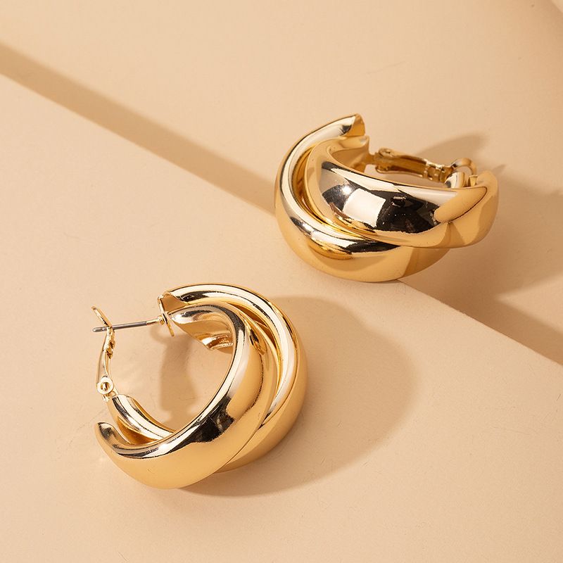 exaggerated round cross earrings South Korea trendy ear buckle minimalist ear jewelry wholesale