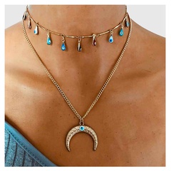 Sweet fashion popular devil's eye alloy moon pendant necklace jewelry wholesale nihaojewelry