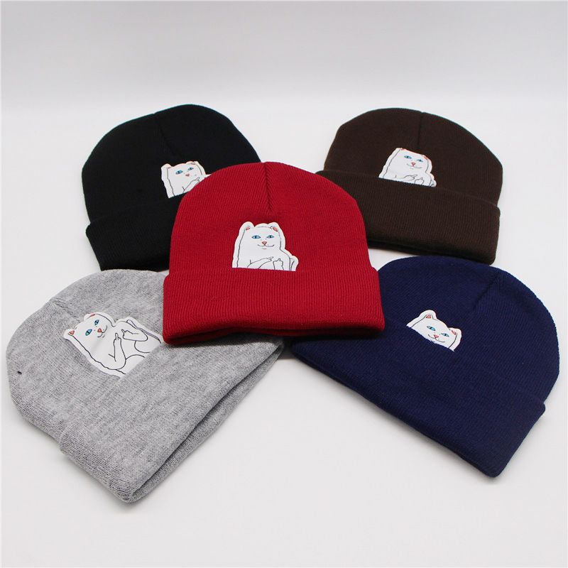 Cat vertical middle finger new autumn street knitted winter woolen hat wholesale