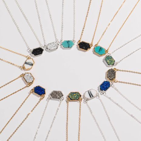 Collier à pendentif diamant turquoise en grappe de cristal multicolore simple à la mode's discount tags