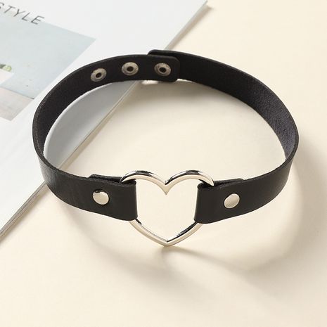 Fashion trendy leather peach heart collar alloy clavicle chain necklace for women's discount tags