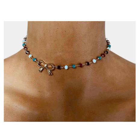 Cuentas de vidrio de colores de moda collar de cadena de clavícula de aleación de mariposa de metal de una sola capa simple para mujeres's discount tags