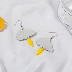 Korean new cute dark clouds lightning earrings creative cartoon DIY cloud earrings wholesale nihaojewelry