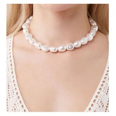 Fashion irregular shaped pearl simple fashion necklace for women wholesale