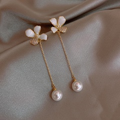 Flor blanca gota aceite diamante perla larga 925 aguja de plata moda pendientes de aleación coreana