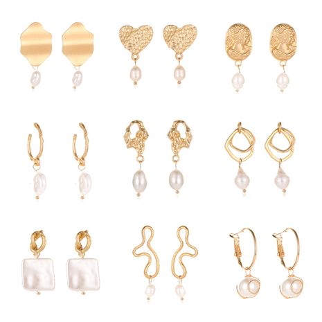 Nouvelles boucles d'oreilles en métal de perles d'eau douce géométriques simples creuses de mode's discount tags