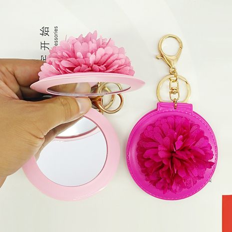Nouveau automne chrysanthème tissu art fleur portable anti-chute verre miroir de maquillage femmes bagages porte-clés pendentif's discount tags