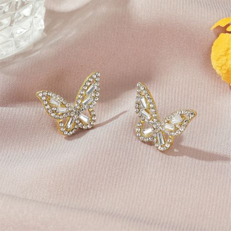 nouvelle mode simple zircon papillon dames boucles d'oreilles en alliage de cristal sauvage en gros's discount tags