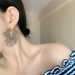 Korea niche design big hoop earrings hollow exaggerated dark metal joints big butterfly earrings
