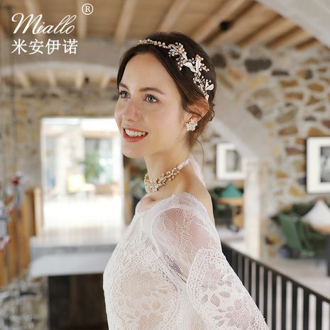 nueva hoja de aleación nupcial con incrustaciones de diamantes perla natural hermosa diadema de boda's discount tags